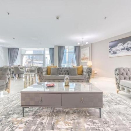 Luxurious 4-Bedroom Duplex Villa Apartment Near Jbr Dubai Exterior photo